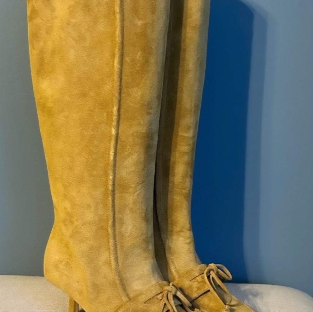 Burberry Beige Marina Suede Boots